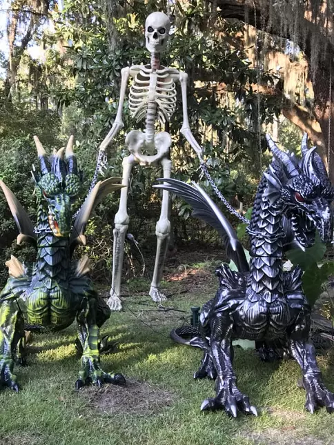 12 ft skeleton displays for Halloween