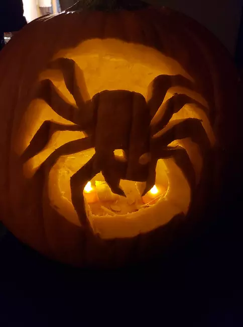 Most Unique and Easy Pumpkin Carving Ideas 7