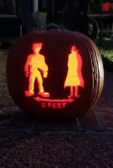 Most Unique and Easy Pumpkin Carving Ideas 8