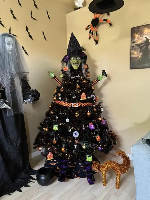 diy indoor halloween decoration ideas 22