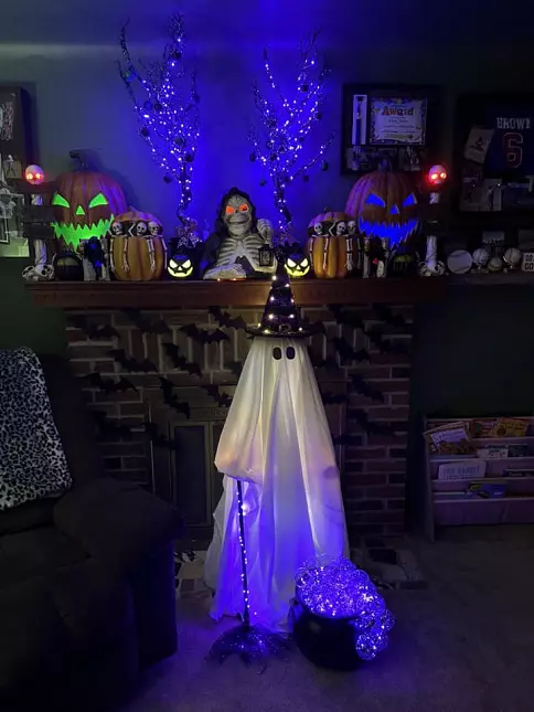 easy indoor halloween decor ideas 7