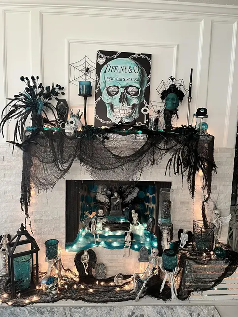 halloween mantel decor 3