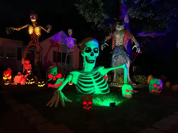 halloween haunted house decorations diy 10